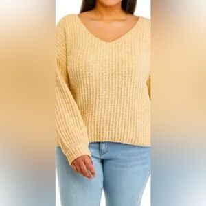 Chenille V-Neck Golden Sweater                  
SIZE LARGE Excellent Condition!